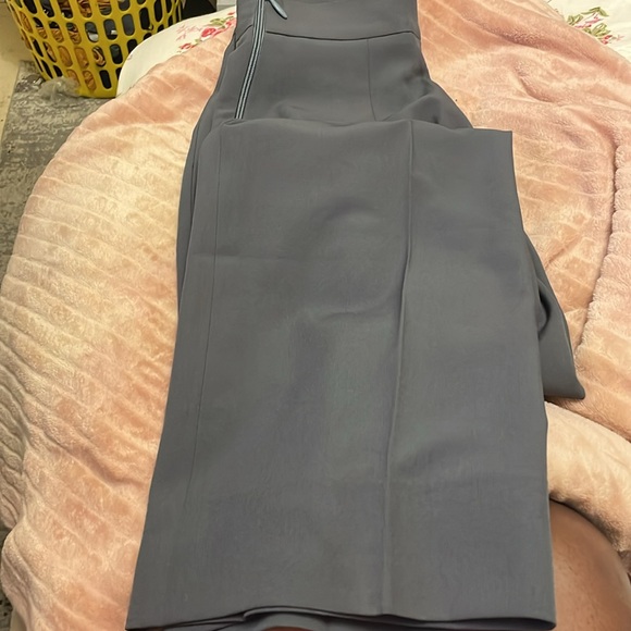 DONNA MAISON 2 PIECE SUIT IN GREY - Picture 4 of 4